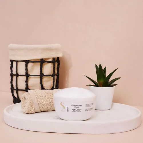 Vista 3 de Alfaparf Milano Semi Di Lino Diamond Illuminating Hair Mask - Acondicionador profundo seguro para el color para cabello teñido – Añade brillo