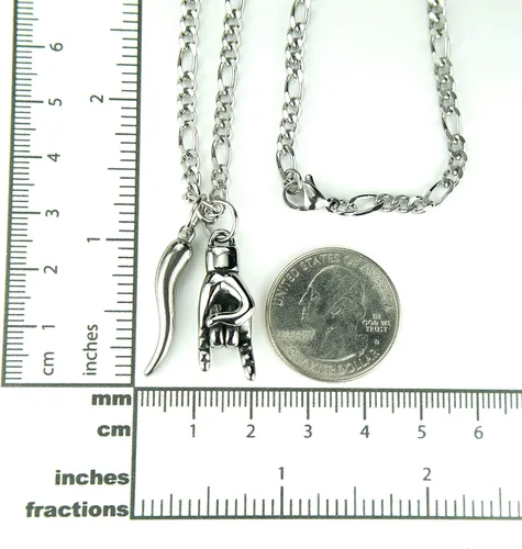 Vista 3 de Collar combinado Mano Cornuto y Cornicello, con cadena Figaro de 20 pulgadas, Portafortuna Italiana Lucky Hand Horn Anti Evil Good Luck Double