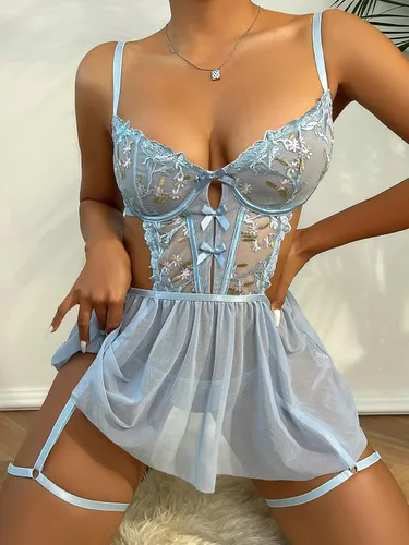 Vista 4 de WDIRARA Vestido de lencería para mujer, con bordado floral, de malla, con corte dividido