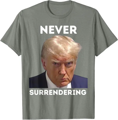 Vista 20 de Triumph Never Surrendering - Camiseta Trump Mug Shot, Negro