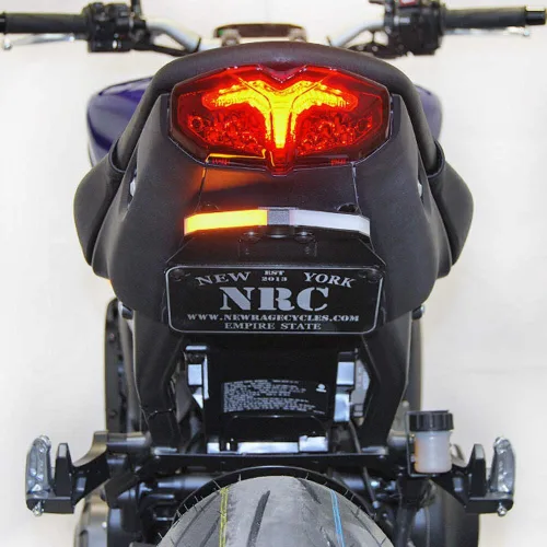 Vista 3 de Eliminador de guardabarros Yamaha MT-09 (2021-2023) metido