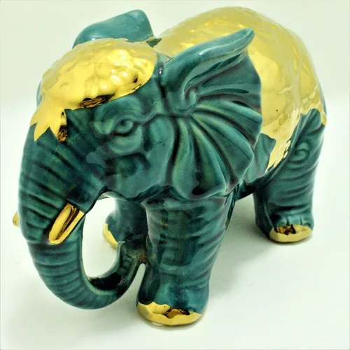 Elefante decorativo verde con dorado de Fantasías New York