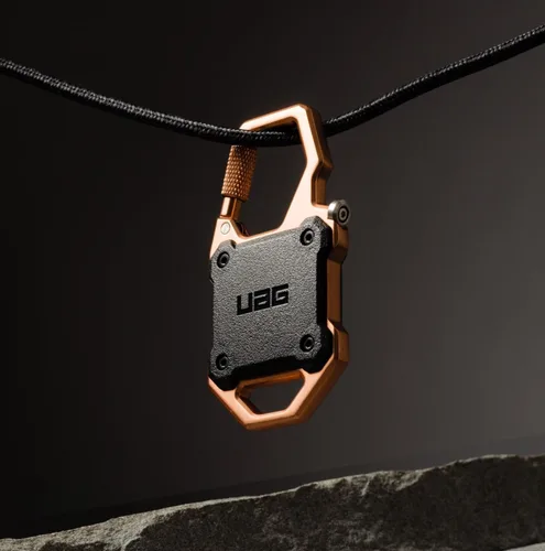 Vista 2 de URBAN ARMOR GEAR UAG [Exclusivo] Diseñado para funda de AirTag con abridor de botellas integrado Monarch – Estuche de carcasa rígida con bloqueo