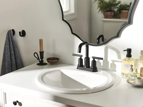 Vista 6 de Moen Gibson - Grifo de baño de arco alto con dos manijas y montaje de desagüe en negro mate, contemporáneo, para encimeras de 3 agujeros, 6150BL