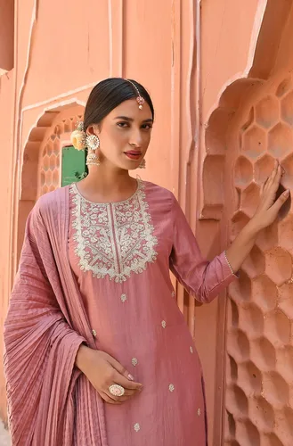 Vista 5 de Janasya Indian Rose Chinon - Kurta bordada con falda y Dupatta