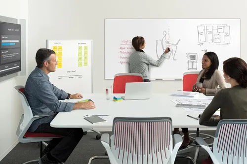 Vista 3 de Steelcase Silla de oficina Cobi: brazos con tapas de brazo blandas - Ruedas de piso duro
