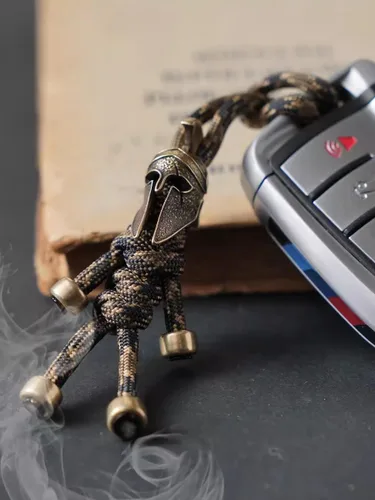 Vista 7 de Retro latón poderoso casco edc perlas llavero DIY accesorios cuentas de paracord
