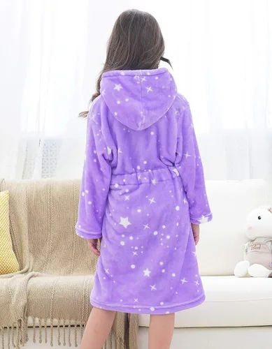 Vista 4 de Doctor Unicorn Suave bata de baño con capucha arcoíris para niñas