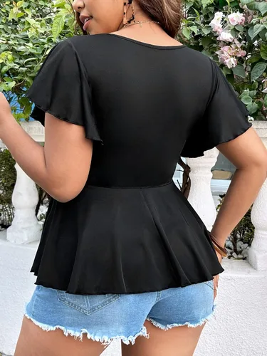 Vista 2 de SOLY HUX Peplum Tops para mujer, talla grande, sexy, blusas de verano 2023, camisetas con volantes, camisetas casuales elásticas con cuello en V