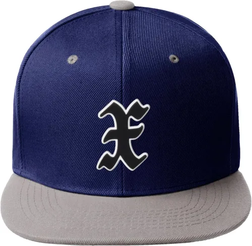 Vista 682 de Daxton Gorra clásica con visera de billete plano con letras del alfabeto inglés antiguo de la A a la Z