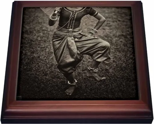 Vista 2 de 3dRose Sepia Apsara Dancer - Salvamanteles con baldosas de cerámica, 8 x 8 pulgadas, color marrón