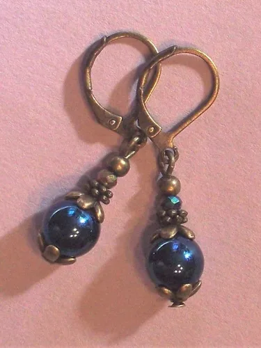 Vista 5 de Juego de aretes de cristal de arcoíris de hematita azul marino para mujer + caja de regalo gratis