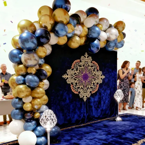 Vista 6 de Globos de color azul dorado y plateado, 50 unidades de 12 pulgadas, color azul marino metálico, azul marino, azul claro, plateado y dorado