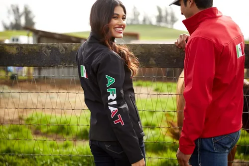 Vista 9 de ARIAT Women's Classic Team Mexico Softshell Water Resistant Jacket
