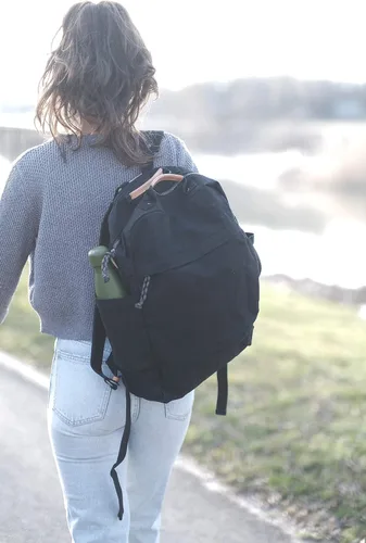 Vista 6 de Mochila de lona Gootium para mujeres, estilo vintage con cierre de cremallera, mochila casual para hombres, de tela, para viajes al aire libre