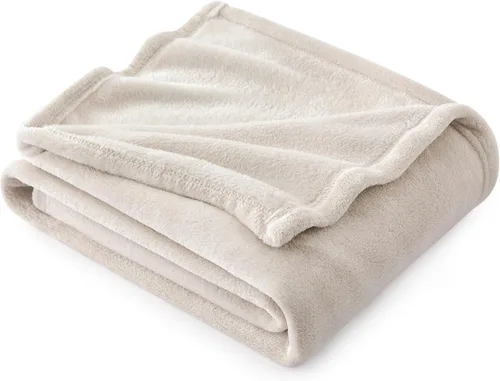 Vista 51 de Bedsure - Manta de forro polar tipo peluche para sofá color crema - Mantas y cobijas suaves, mullidas, acogedoras y ligeras para sofá, 50 x 60 01