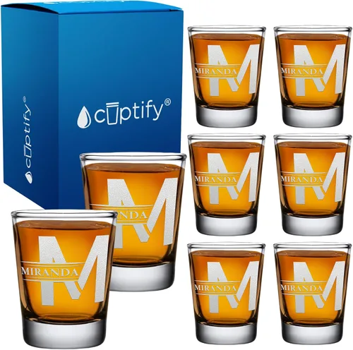 Vista 46 de Cuptify Inicial de cristal con monograma y nombre de 2 onzas, parte inferior negra grabada con texto personalizado para regalos, bodas, cumpleaños