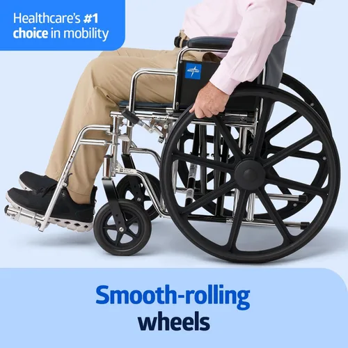 Vista 2 de Medline Excel - Silla de ruedas bariátrica extra ancha para adultos y personas mayores con asiento de 24 pulgadas de ancho, soporta hasta 500 libras