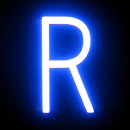 Vista 90 de SpellBrite Letra LED S Construye letreros de bricolaje que puedes cambiar con letras LED azules Componentes adicionales necesarios para iluminar