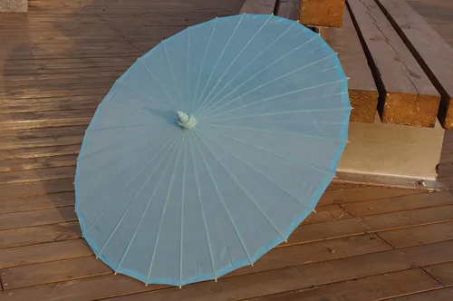 Vista 4 de Sombrilla de tela de bambú lisa, ideal para recuerdos de fiesta de boda (azul claro)