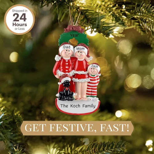 Vista 2 de Adorno Personalizado de Familia de 3 con Perro 2025 Personalización Gratuita en 24h Adornos de Navidad para el Árbol Recuerdo Negro de Mascota