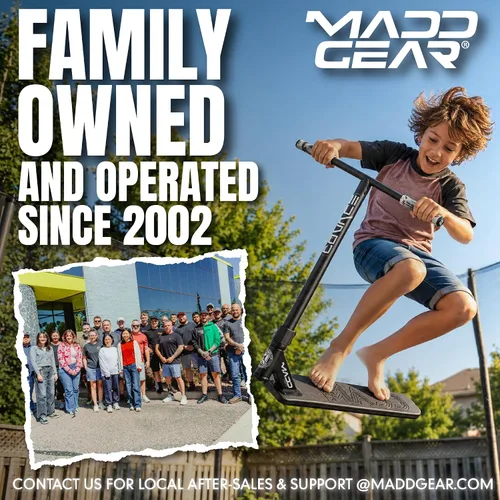 Vista 9 de Patinete de Trampolín Pro Madd Gear para Trucos – Tubo de Dirección Real, T-Bar Pro, Plataforma de Espuma – Práctica de Acrobacias Interior y Negro