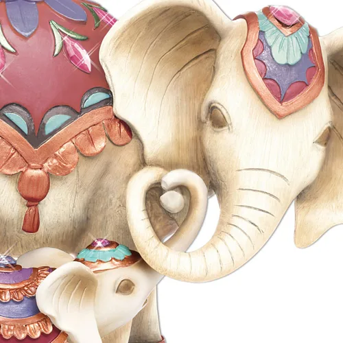 Vista 2 de The Hamilton Collection Trunks of Love - Juego de figuras de elefante hechas a mano