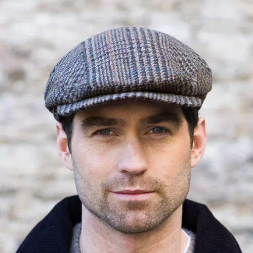 Vista 12 de Mucros Weavers Gorra plana irlandesa para hombre, fabricada en Irlanda, 100% tweed irlandés, verde