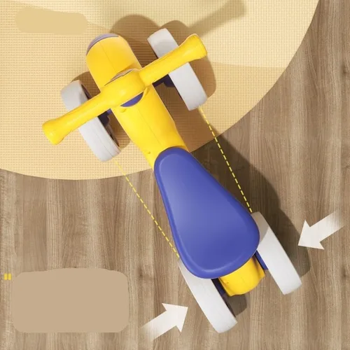 Vista 4 de Bicicleta de equilibrio para bebés sin pedal 4 ruedas de silencio Primero Rojo