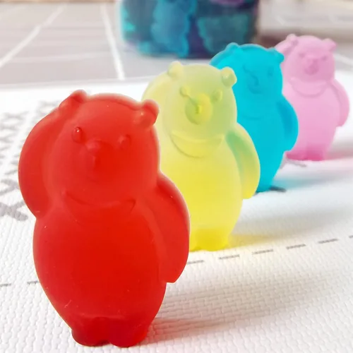 Vista 5 de Moldes de Silicona para Osos de Gomita con Raspador - Perfecto para Hacer Osos de Gomita, Chocolates, Dulces y Cubitos de Hielo