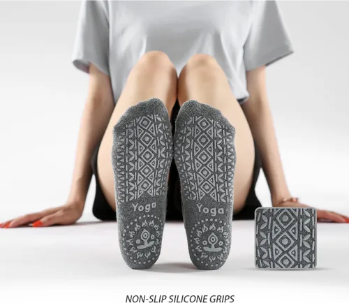 Vista 4 de SpringPlus 3 pares de calcetines de yoga para mujer con agarre antideslizante, pilates, barra, yoga, embarazo, baile, entrenamiento descalzo