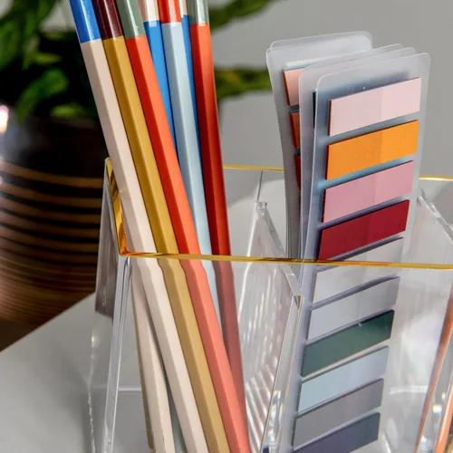 Vista 5 de Martha Stewart Kerry - Organizador de escritorio de plástico con 4 compartimentos, con ribete dorado