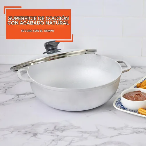 Vista 4 de IMUSA Caldero - Olla con tapa de cristal de 2 cuartos de galón, 7.9 in, aluminio fundido, perfecta para servir grupos pequeños, asas remachadas