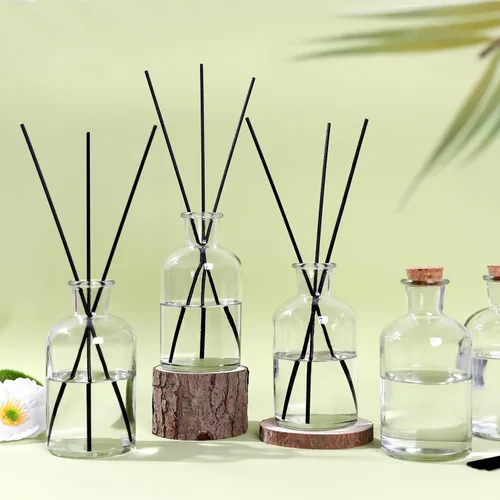 Vista 3 de Magic Season Botellas de vidrio decorativas con tapones de corcho (8.5 fl oz. botellas redondas/2 piezas)