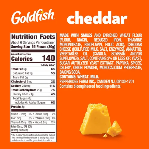 Vista 2 de Goldfish Galletas de queso cheddar, galletas horneadas, bolsa de 6.6 onzas