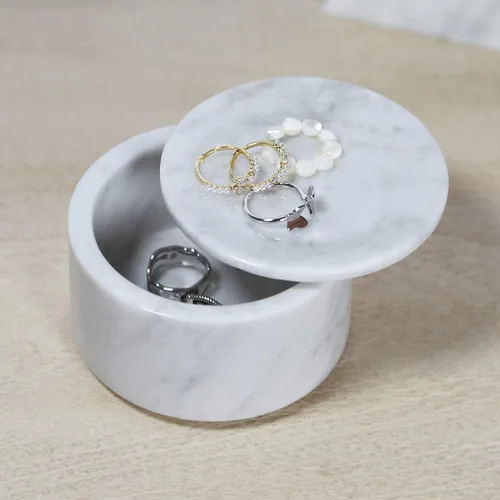 Vista 4 de Joyero de mármol organizador de resina de un nivel con tapa extraíble para anillos, collares, pulseras, aretes, anillos y accesorios (una sola capa)