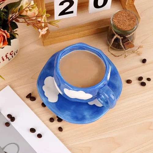 Vista 6 de Juego de taza de café y platillo de cerámica, cerámica hecha a mano de 10 onzas con patrón de nube blanca, pequeña taza de regalo para expreso, Azul