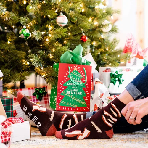 Vista 5 de Lavley If You Can Read This Bring Me Socks - Funny Gifts for Men, Women, and Teens