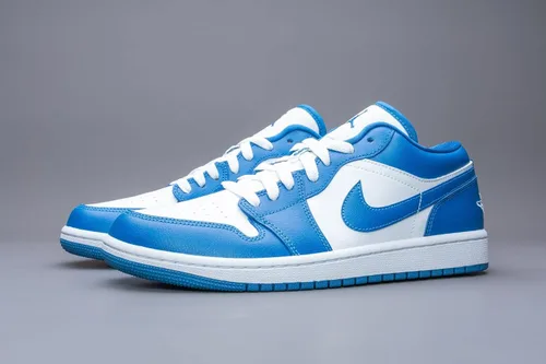 Vista 5 de Nike Air Jordan 1 Low UNC - Tenis de básquetbol para mujer