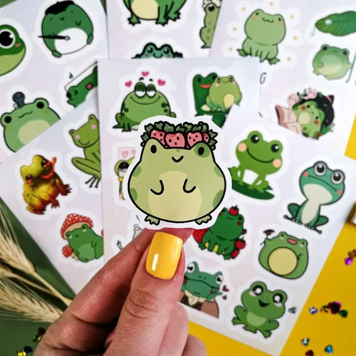 Vista 6 de BulbaCraft Conjunto de calcomanías de ranas kawaii, 50 piezas de vinilo verde y blanco para niños, impermeable, resistente a los arañazos, uso