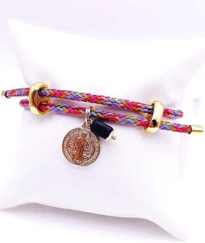 Vista 4 de Pulsera chapada en oro de 18 quilates de San Benito con dije de piedra auténtica de azabache Adjustable Cuerda Chapado en oro