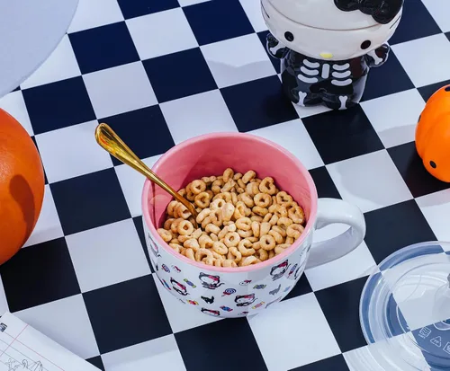 Vista 5 de Silver Buffalo Sanrio Hello Kitty Gato Negro - Taza de sopa de cerámica con tapa ventilada para helado, cereal, bebidas Capacidad de 710 cc