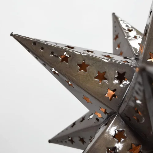 Vista 2 de Luz de estrella de lata colgante mexicana de 12 pulgadas - Corte de estrella