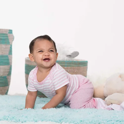 Vista 5 de Lamaze Organic Baby Pantalón deportivo sin cierre para bebés y niños paquete de 2 pantalones