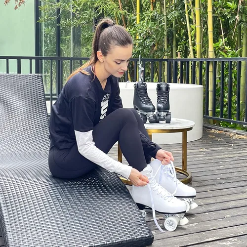 Vista 6 de Nattork - Patines de ruedas para mujer, de piel sintética de alta calidad, patines de cuatro ruedas, patines de doble fila para principiantes