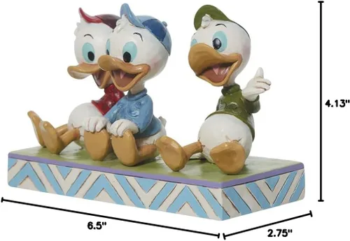 Vista 6 de Enesco Jim Shore Disney Traditions Huey Dewey y Louie - Figura sentada de 6.5 pulgadas