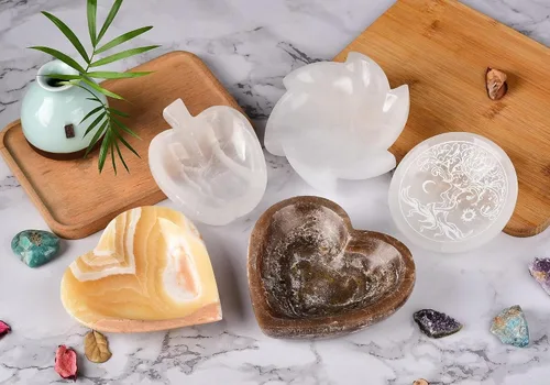 Vista 7 de AMOYSTONE Cuenco de corazón de jaspe natural de Marruecos de 5.5 pulgadas, plato de corazón de ágata marroquí, cuenco de cuarzo de cristal