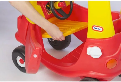 Vista 5 de Little Tikes – Cozy Coupe 30th Anniversary coche, Sin armar, Rojo