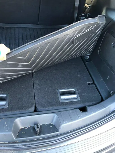 Vista 2 de Forro de Carga - Tapete de Maletero para Ford Explorer 2011-2019 – Tapetes resistentes a la intemperie para maletero de automóviles con borde