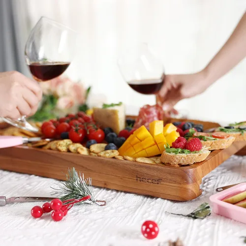 Vista 3 de hecef Juego grande de tabla de embutidos rosa con cuchillos de queso de acero inoxidable, juego de tabla de queso, bandeja de aperitivos de madera